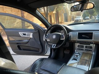 2012 Jaguar XF I Рестайлинг, белый, 1500000 рублей, вид 4