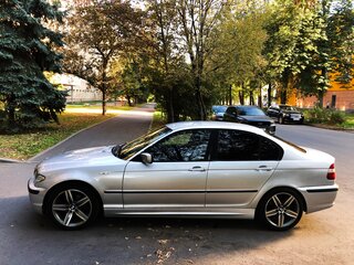 2002 BMW 3 серии 318i IV (E46) Рестайлинг, серебристый, 700000 рублей, вид 4