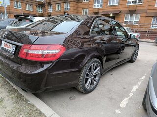 2010 Mercedes-Benz E-Класс 200 5G-Tronic IV (W212, S212, C207), коричневый, 1560000 рублей, вид 3