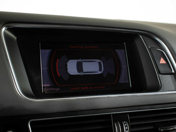 2011 Audi Q5 I (8R), красный - вид 22