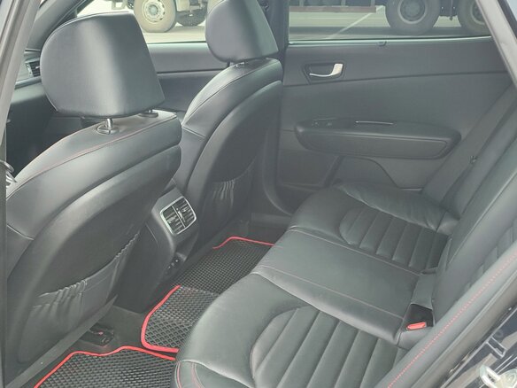 2017 Kia Optima IV, серый, 2200000 рублей - вид 9