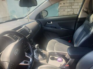2014 Kia Sportage III, синий, 1900000 рублей, вид 4