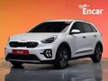 2021 Kia Niro I Рестайлинг, белый, 1570007 рублей