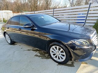 2016 Mercedes-Benz E-Класс 200 V (W213, S213, C238), чёрный, 2650000 рублей, вид 5