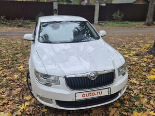 2012 Skoda Superb II, белый, 900000 рублей, вид 2