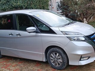 2018 Nissan Serena V (C27), серый, 2450000 рублей, вид 2
