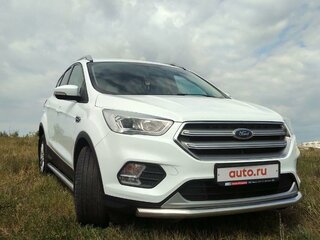 2019 Ford Kuga II Рестайлинг, белый, 1969000 рублей, вид 1