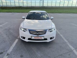 2012 Honda Accord VIII Рестайлинг, белый, 1630000 рублей, вид 1