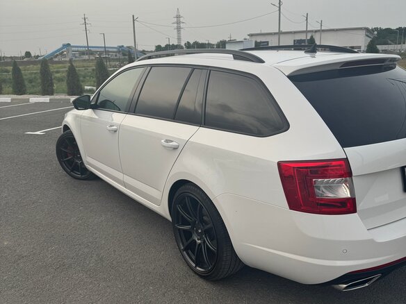 2013 Skoda Octavia RS III, белый, 1850000 рублей - вид 6