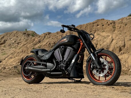 2016 Victory Hammer S, серый, 1200000 рублей, вид 2