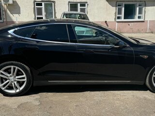 2013 Tesla Model S S85 I, чёрный, 1700000 рублей, вид 2