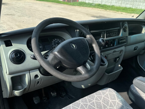 2009 Renault Master, белый, 880000 рублей - вид 9