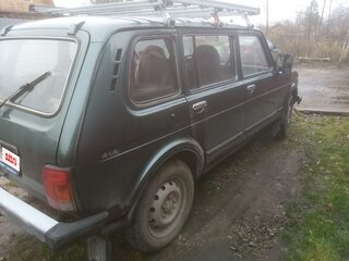 2009 Lada (ВАЗ) 2131 (4x4) 213105 I, зелёный, 500000 рублей, вид 4