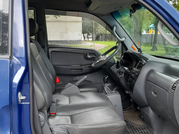 2011 Kia Bongo, синий, 1000000 рублей - вид 5