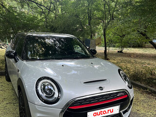 2019 Mini Clubman Cooper S ALL4 II, серебристый, 2790000 рублей, вид 1