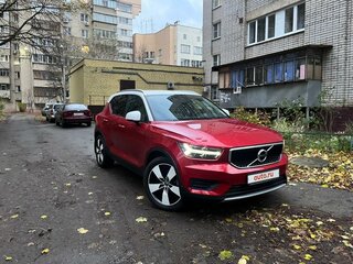 2018 Volvo XC40 I, красный, 1800000 рублей, вид 1