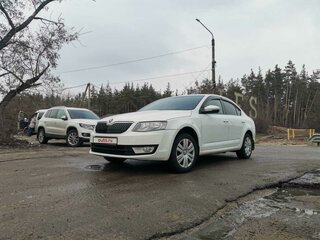 2014 Skoda Octavia III (A7), белый, 930000 рублей, вид 2