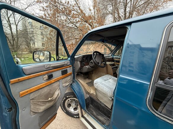 1994 Dodge RAM Van III, зелёный, 790000 рублей - вид 11