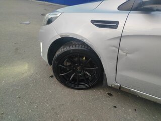 2012 Kia Rio 4-speed III, серебристый, 1025000 рублей, вид 2