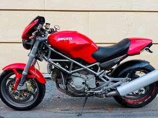 2006 Ducati Monster 1000, красный, 399999 рублей, вид 1