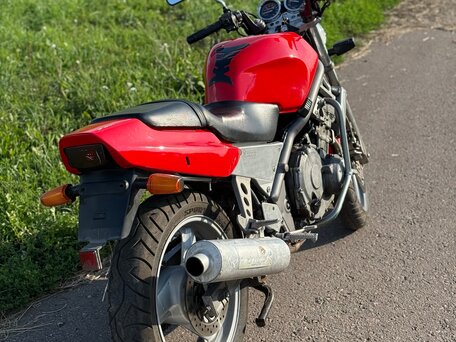 1991 Honda CB-1, красный, 210000 рублей, вид 2
