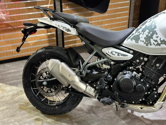 2025 Royal Enfield Himalayan, белый, 599000 рублей - вид 5
