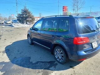 2014 Volkswagen Touran I Рестайлинг 2, синий, 1030000 рублей, вид 5