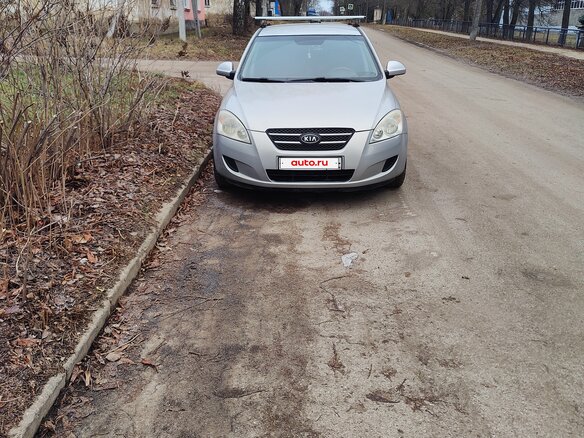 2007 Kia Ceed I, серебристый, 600000 рублей