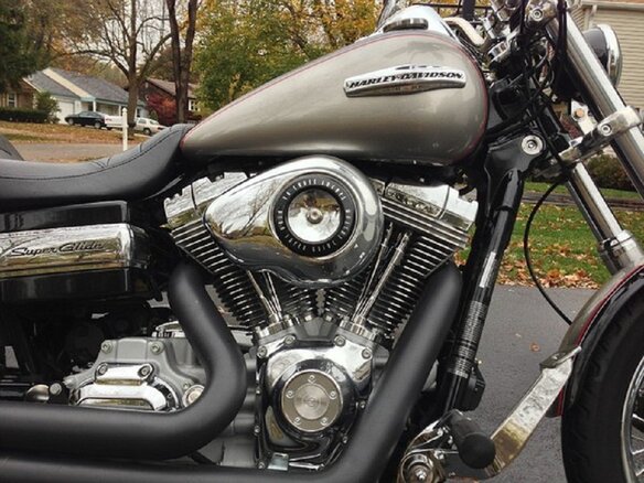 2009 Harley-Davidson Dyna Super Glide, чёрный - вид 2
