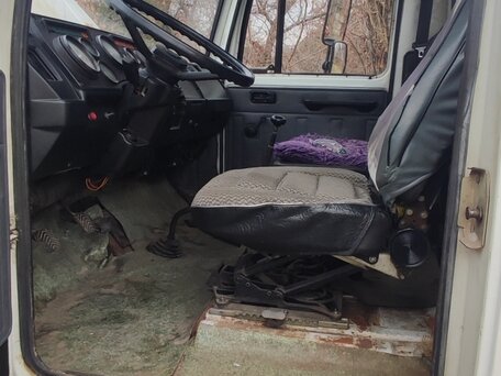 2005 ГАЗ 3307, белый, 500000 рублей, вид 5
