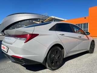 2021 Hyundai Elantra VII (CN7), серый, 2400000 рублей, вид 4