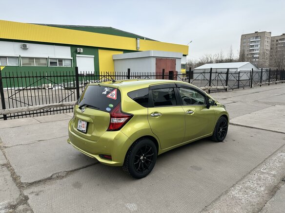 2017 Nissan Note II Рестайлинг, зелёный, 1100000 рублей - вид 6