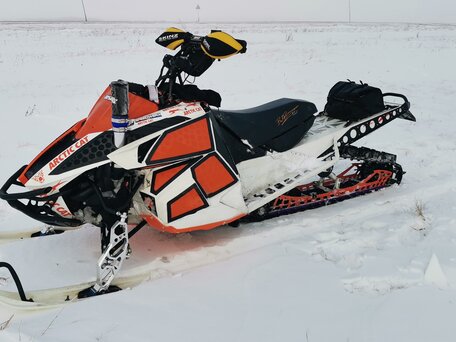 2012 Arctic Cat M-Series, белый, 1000000 рублей, вид 2