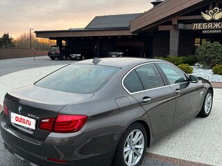 2011 BMW 5 серии 530d xDrive VI (F10/F11/F07), коричневый, 1450000 рублей, вид 2