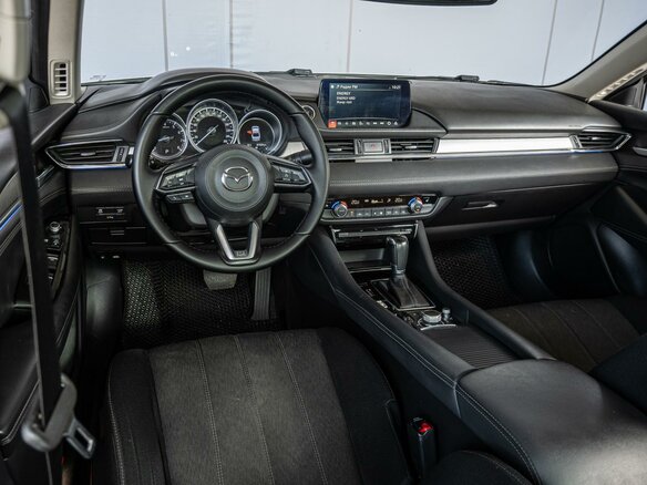 2020 Mazda 6 III (GJ) Рестайлинг 2, белый, 2200000 рублей - вид 5