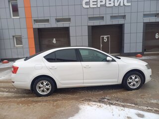 2013 Skoda Octavia III (A7), белый, 950000 рублей, вид 3