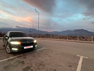 2021 Skoda Octavia IV (A8), зелёный, 2150000 рублей, вид 4