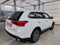 2017 Mitsubishi Outlander III Рестайлинг 2, белый, 1900000 рублей