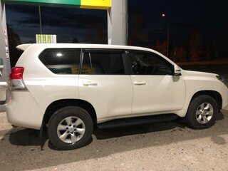 2013 Toyota Land Cruiser Prado 150 Series, белый, 3650000 рублей, вид 3
