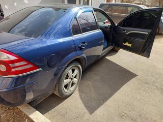 2004 Ford Mondeo III Рестайлинг, синий, 300000 рублей, вид 4