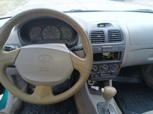 2000 Hyundai Accent I, зелёный, 100000 рублей - вид 6