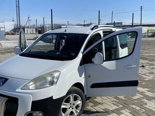 2011 Peugeot Partner II, белый, 725000 рублей, вид 1