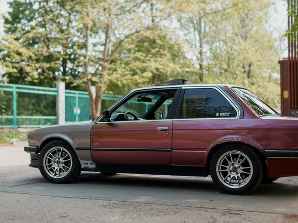 1990 BMW 3 серии 318i II (E30), розовый - вид 9