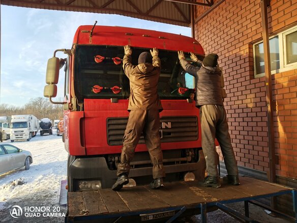 2008 MAN TGA, красный, 5000000 рублей - вид 18