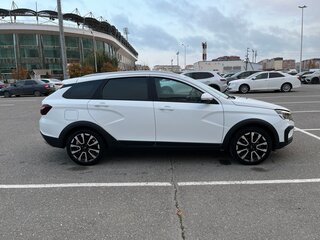 2024 Lada (ВАЗ) Vesta SW Cross I Рестайлинг (NG), белый, 1400000 рублей, вид 4