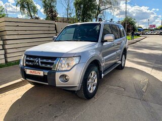 2011 Mitsubishi Pajero IV, серебристый, 2300000 рублей, вид 1