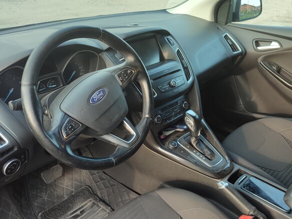 2016 Ford Focus III Рестайлинг, бежевый, 1150000 рублей - вид 3