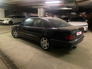 1996 Mercedes-Benz E-Класс AMG 50 AMG II (W210, S210), фиолетовый, 1500000 рублей, вид 3