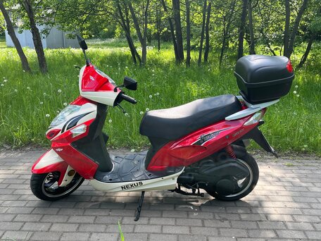 2013 Nexus Fantom, красный, 83000 рублей, вид 3