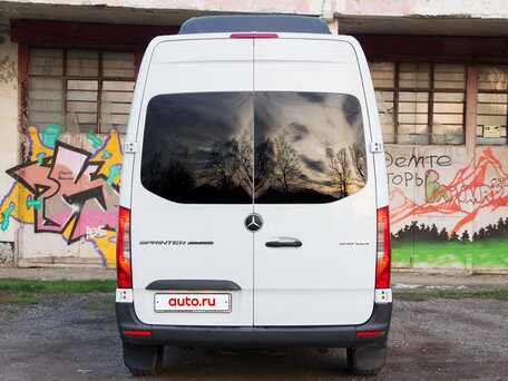 2018 Mercedes-Benz Sprinter, белый, 4700000 рублей, вид 4